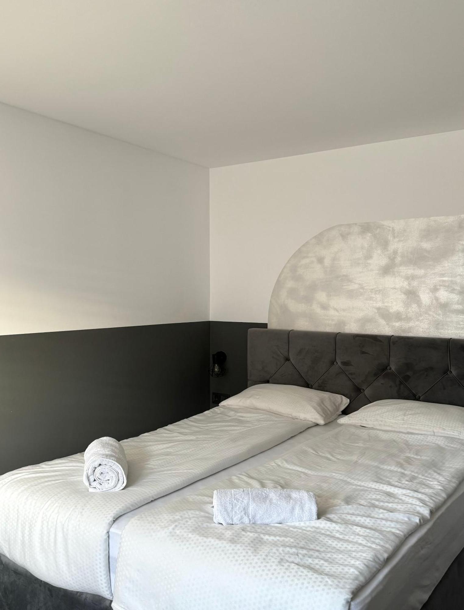 L&L Rooms Maribor Eksteriør billede